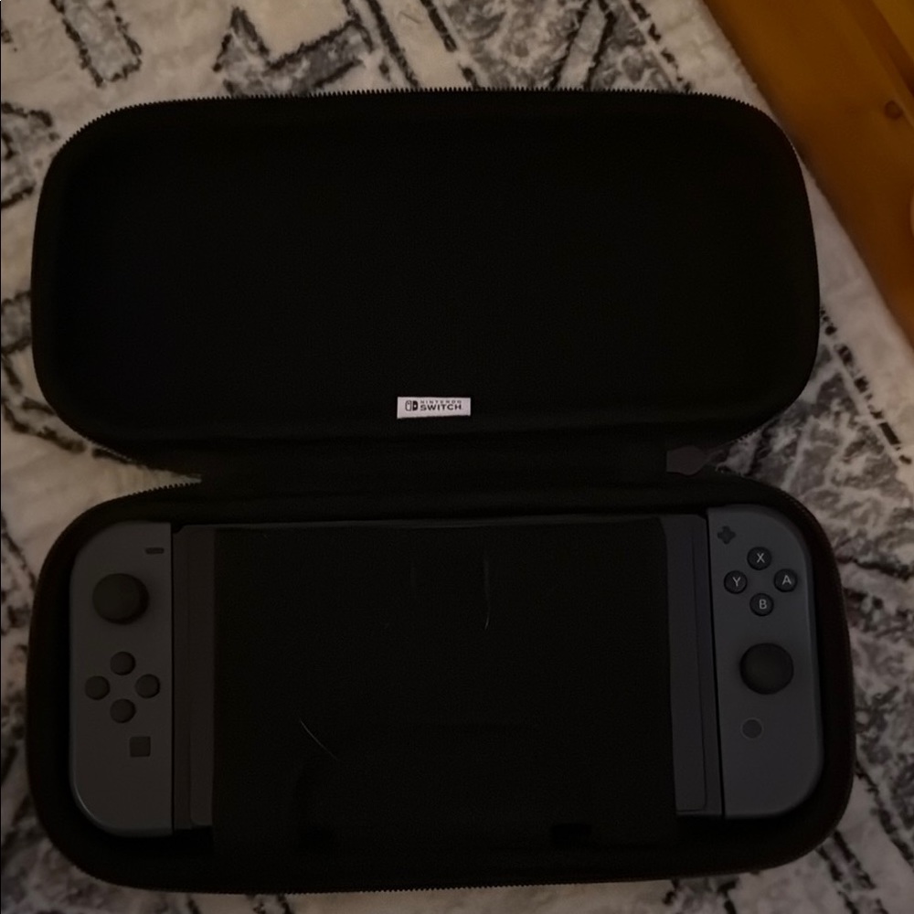 Nintendo Switch Console with Gray Joy-Con